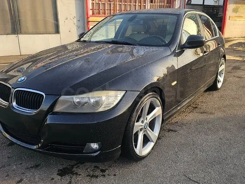 Usado BMW 316 Luxury Line 116 CV (85 kW) 2012 Negro Berlina