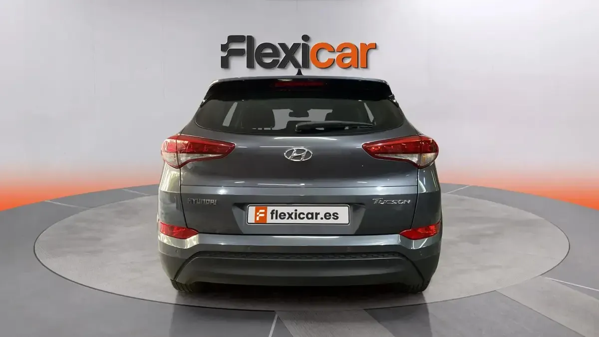 Usado Hyundai Tucson 116 CV (85 kW) 2018 Gris SUV