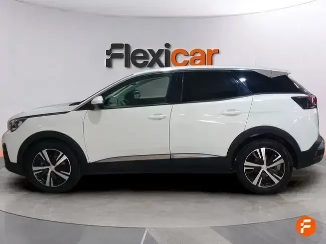 Usado Peugeot 3008 Active 130 CV (95 kW) 2017 Blanco SUV