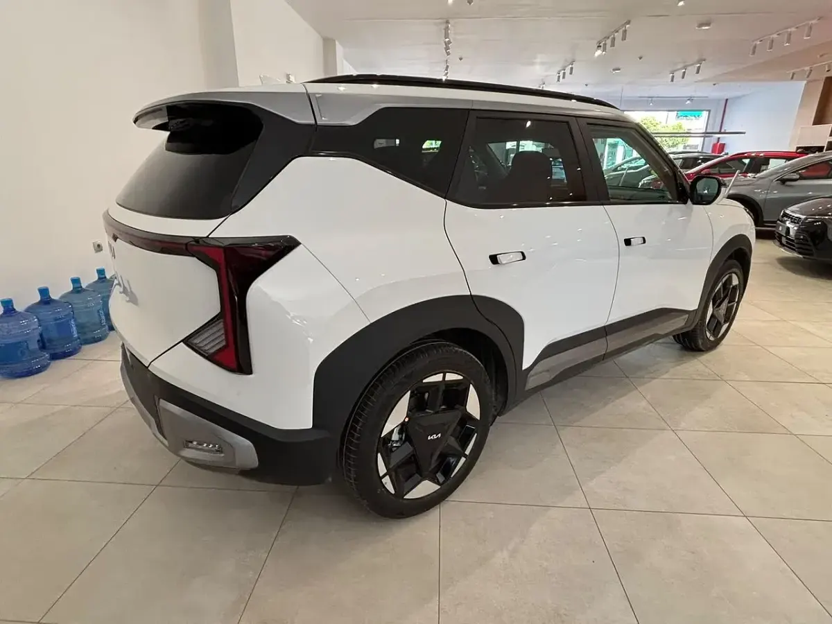 Nuevo Kia Seltos Comfort 180 CV (132 kW) 2026 Blanco SUV