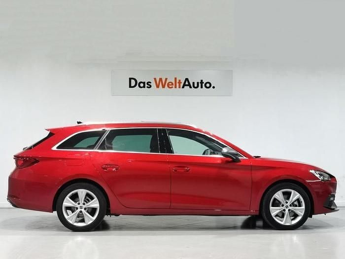 Usado Seat Leon FR 150 CV (110 kW) 2024 Rojo