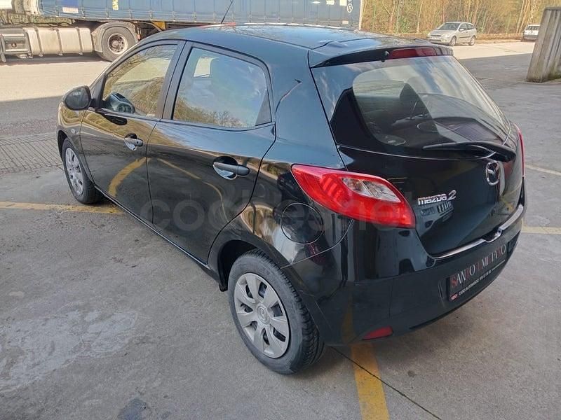 Usado Mazda 2 Active 68 CV (50 kW) 2009 Negro Utilitario