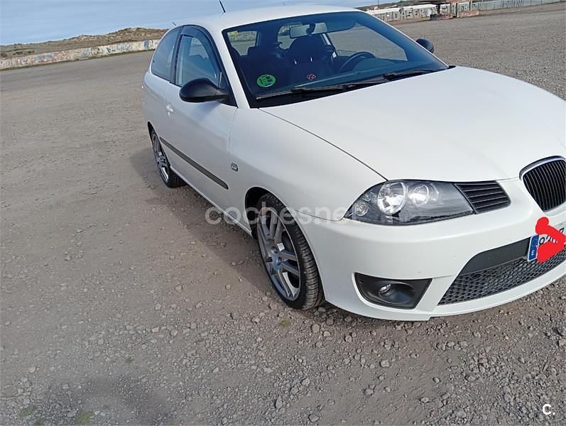 Usado Seat Ibiza CUPRA 180 CV (132 kW) 2008 Blanco Berlina