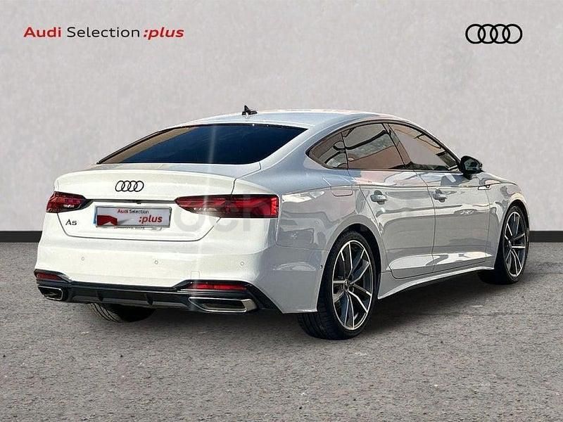 Usado Audi A5 Sportback Ambiente 163 CV (119 kW) 2023 Blanco Utilitario