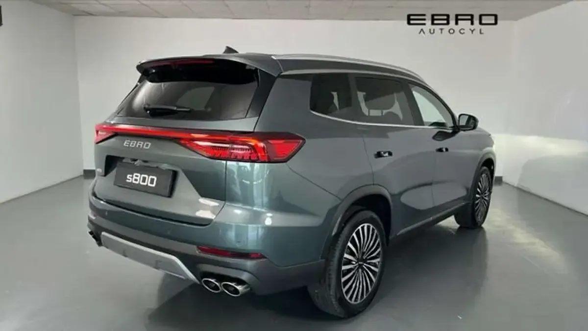 Usado Ebro s800 147 CV (108 kW) 2025 Gris SUV