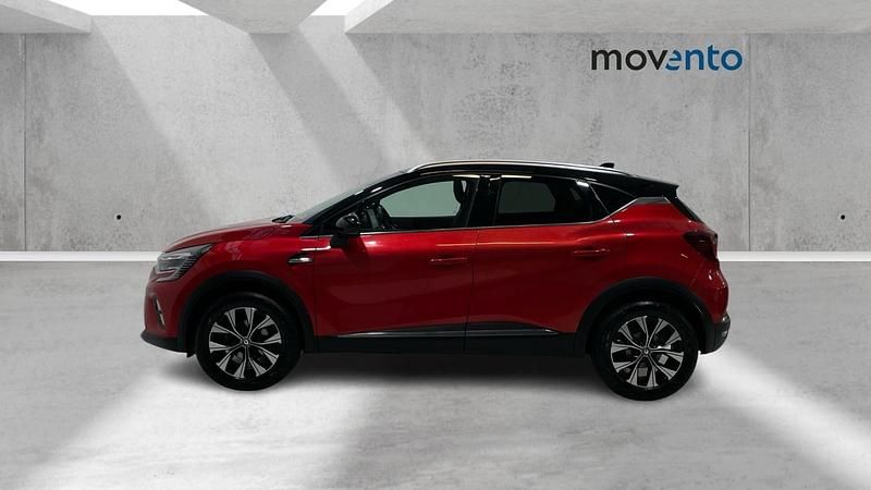 Usado Renault Captur Techno 90 HP (66 kW) 2023 Vermelho SUV