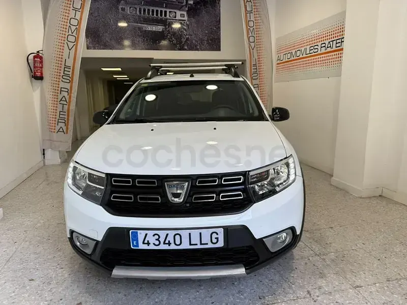 Usado Dacia Sandero Comfort 101 CV (74 kW) 2021 Blanco Berlina