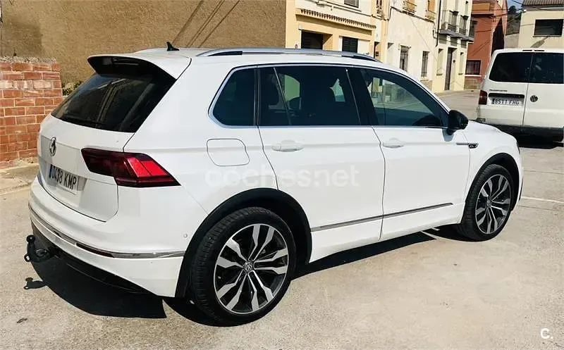 Usado VW Tiguan Sportline 190 CV (139 kW) 2018 Blanco SUV