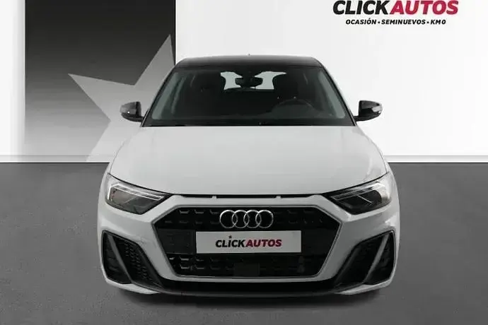 Usado Audi A1 Comfort 116 CV (85 kW) 2025 Rojo SUV