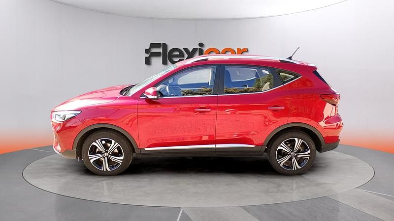 Usado MG ZS Comfort 116 CV (85 kW) 2025 Rojo SUV