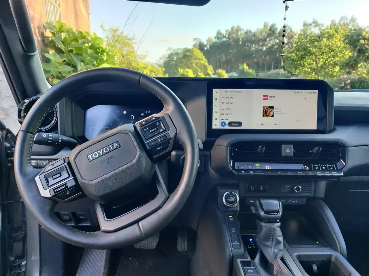 Usado Toyota Land Cruiser 207 CV (152 kW) 2025 Beige SUV