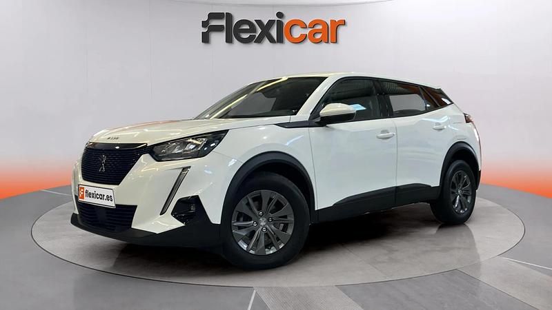 Usado Peugeot 2008 Active 110 CV (80 kW) 2021 Blanco SUV