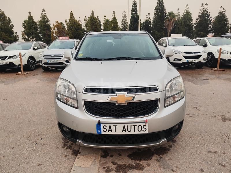 Gris / plata Usado 2013 Chevrolet Orlando LTZ Monovolumen | 6950 € (Super precio) - Imagen 1/4