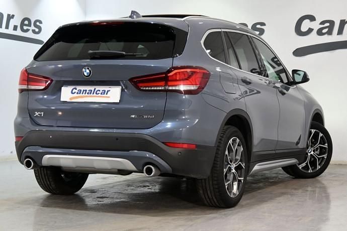 Usado BMW X1 150 CV (110 kW) 2021 Gris SUV