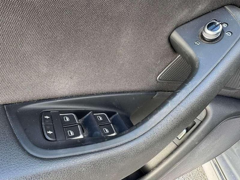 Käytetty Audi A6 Advanced 190 HP (139 kW) 2017 Harmaa Sedan