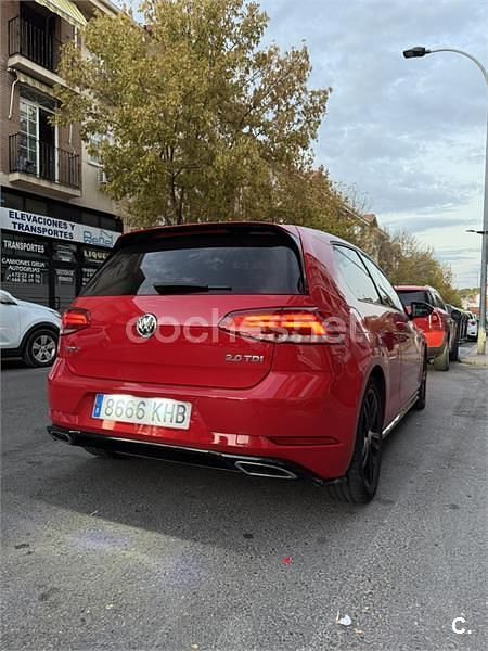 Rojo Usado 2018 VW Golf VII Advance Berlina | 19.200 € (Precio justo) - Imagen 1/4