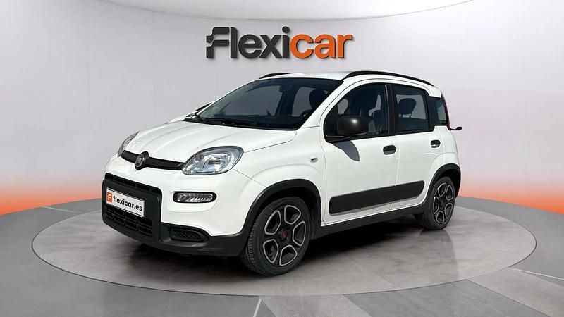 Usado Fiat Panda 71 CV (52 kW) 2022 Blanco Utilitario