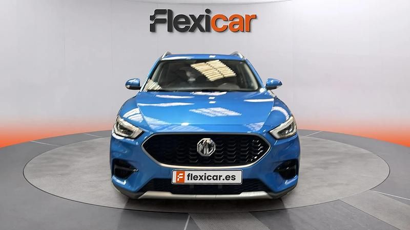 Usado MG ZS Comfort 111 HP (81 kW) 2022 Azul Sedan