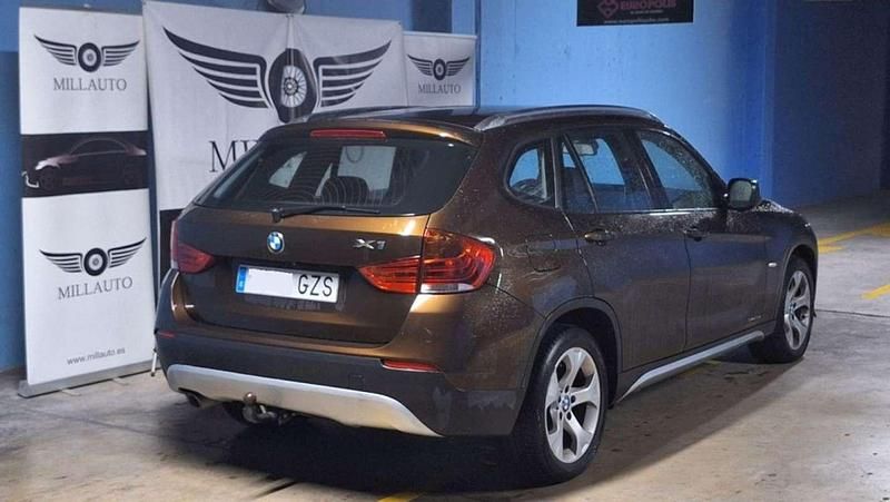 Usado BMW X1 177 CV (130 kW) 2010 Marrón SUV