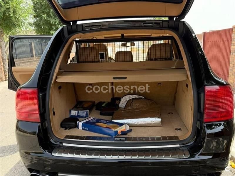 Usado Porsche Cayenne Turbo S 521 CV (383 kW) 2006 Negro SUV
