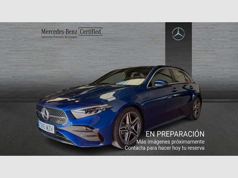 Usado Mercedes A200 163 CV (119 kW) 2025 Azul Berlina
