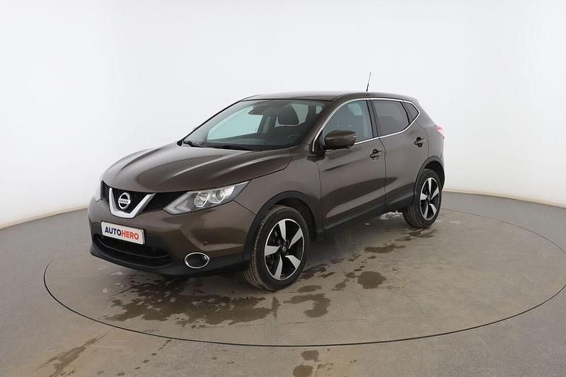 Usado Nissan Qashqai Tekna 163 CV (119 kW) 2015 Marrón SUV