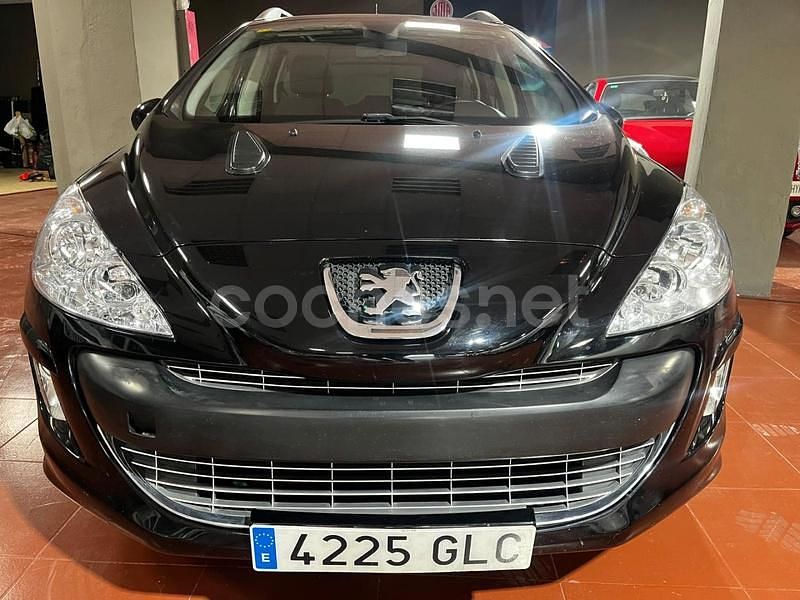 Usado Peugeot 308 SW Premium 110 CV (80 kW) 2009 Negro Familiar