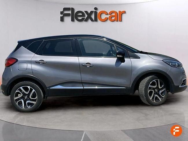 Usado Renault Captur Zen 120 CV (88 kW) 2017 Gris / plata SUV