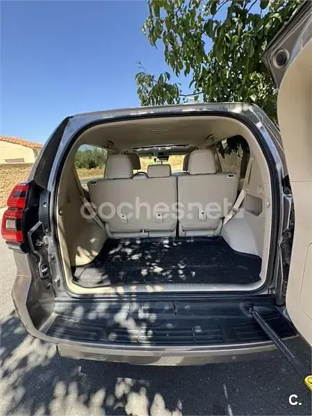 Usado Toyota Land Cruiser 177 CV (130 kW) 2021 Marrón SUV