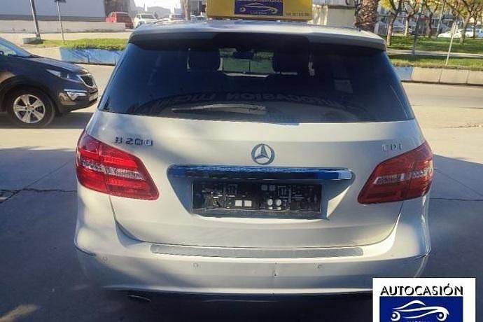 Usado Mercedes B200 Executive 136 CV (100 kW) 2011 Monovolumen