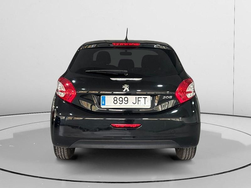 Usado Peugeot 208 Style 82 CV (60 kW) 2015 Utilitario
