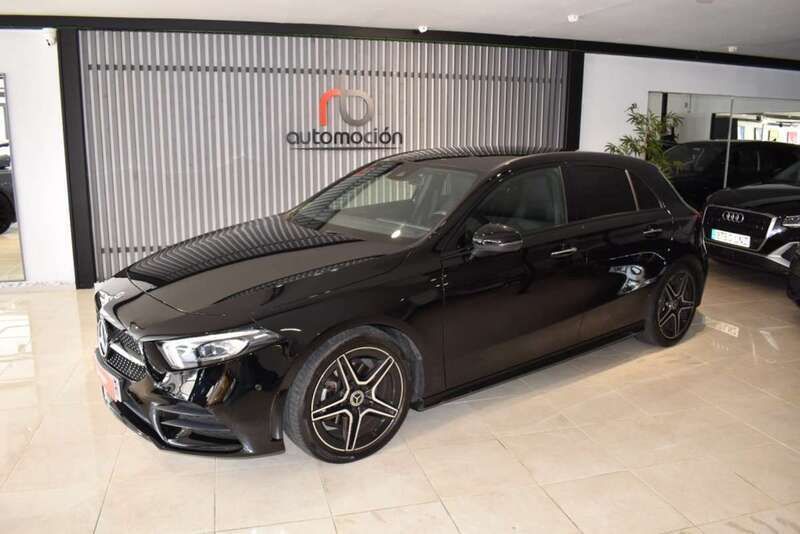 Negro Usado 2022 Mercedes A200 Utilitario | 29.990 € (Precio justo) - Imagen 1/4