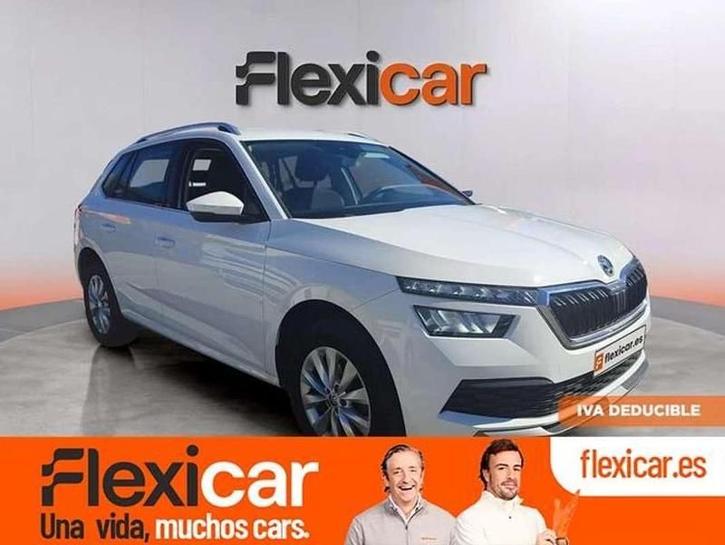Usado Skoda Kamiq Ambition 110 CV (80 kW) 2021 Blanco SUV