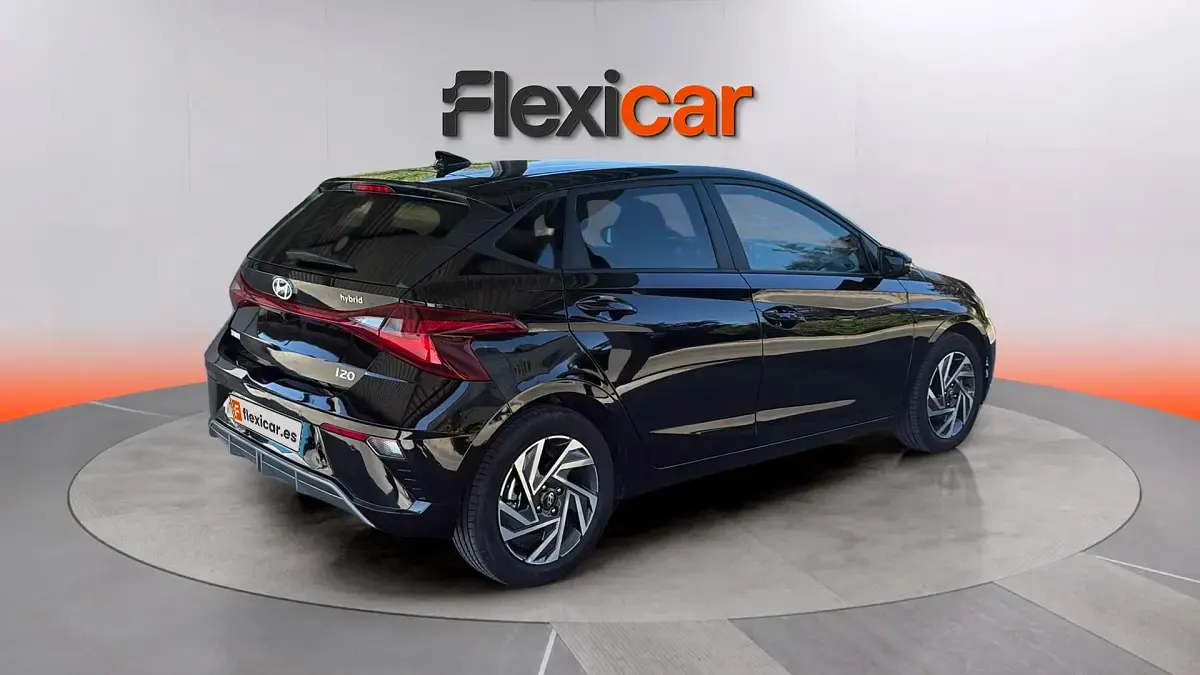 Usado Hyundai i20 101 CV (74 kW) 2025 Negro Utilitario
