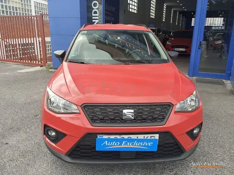 Usado Seat Arona Ecomotive 95 CV (69 kW) 2020 Rojo SUV