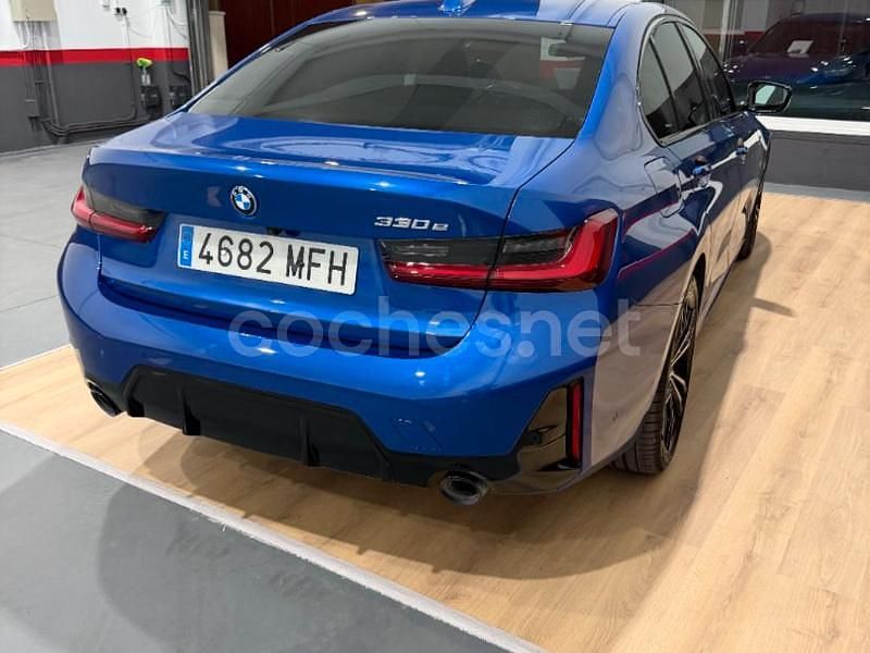 Usado BMW 330e 292 CV (214 kW) 2023 Azul Berlina