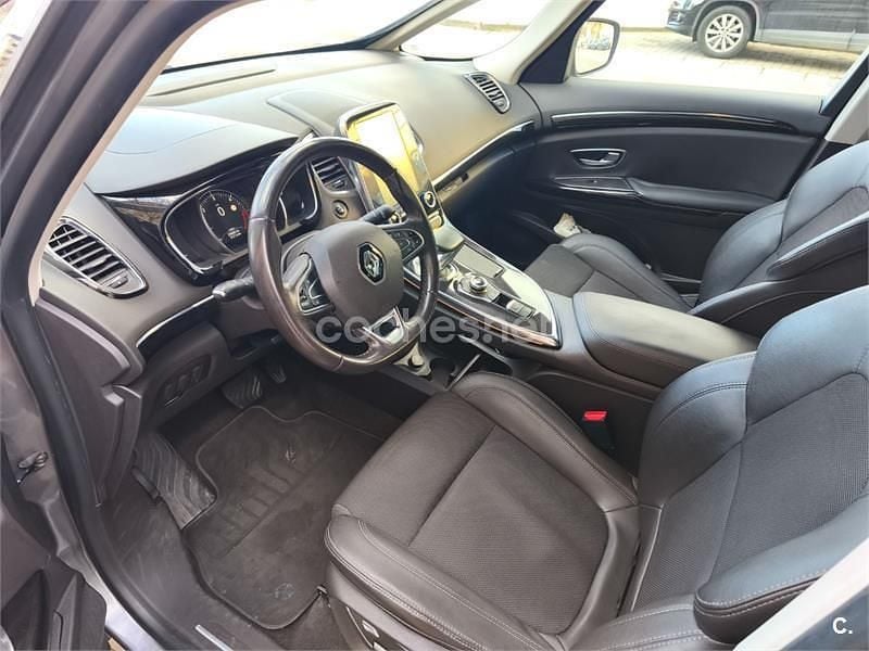 Usado Renault Espace Zen 160 CV (117 kW) 2015 Gris / plata Monovolumen