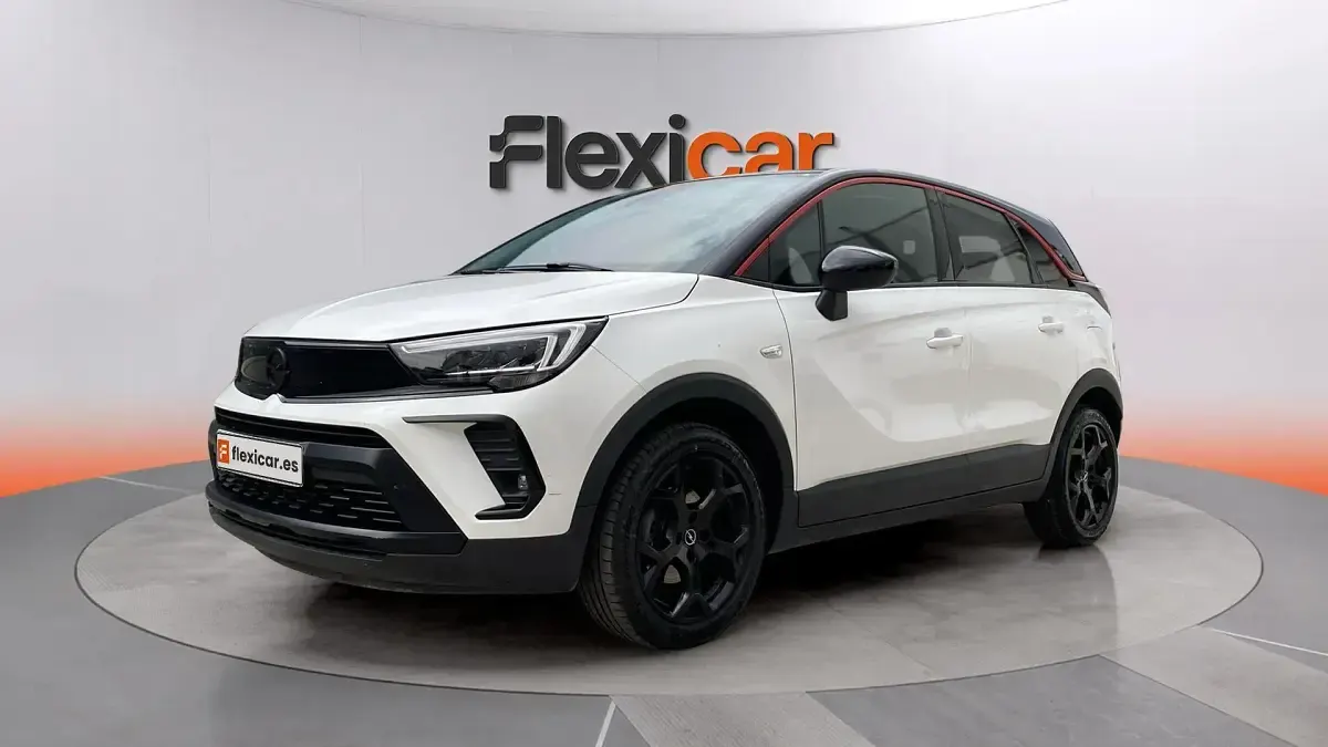 Usado Opel Crossland 110 CV (80 kW) 2023 Blanco SUV