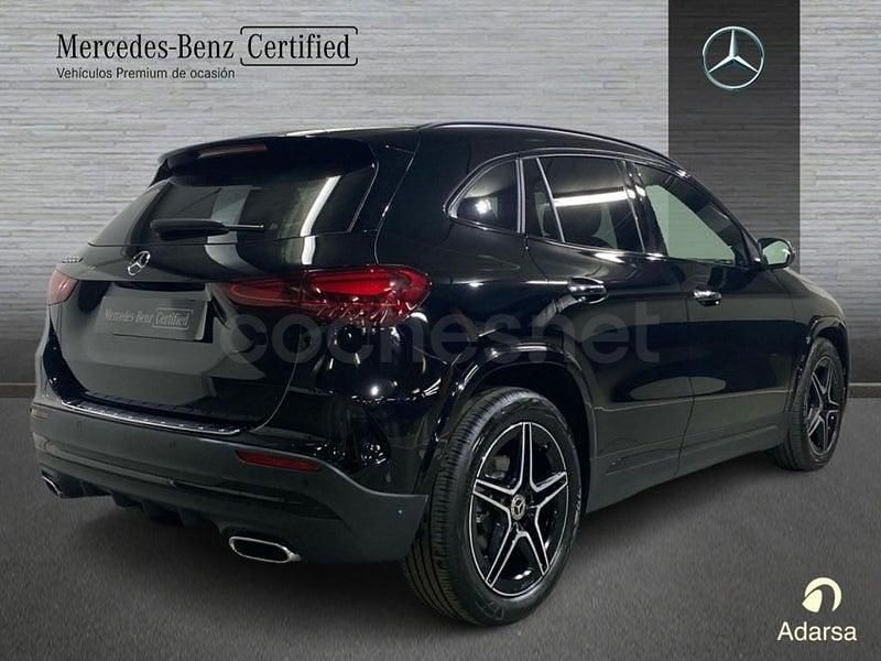 Usado Mercedes GLA200 AMG line 150 CV (110 kW) 2024 Negro SUV