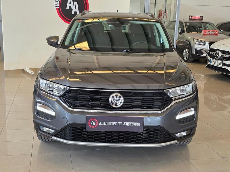 Usado VW T-Roc Advance 115 CV (84 kW) 2020 Gris SUV