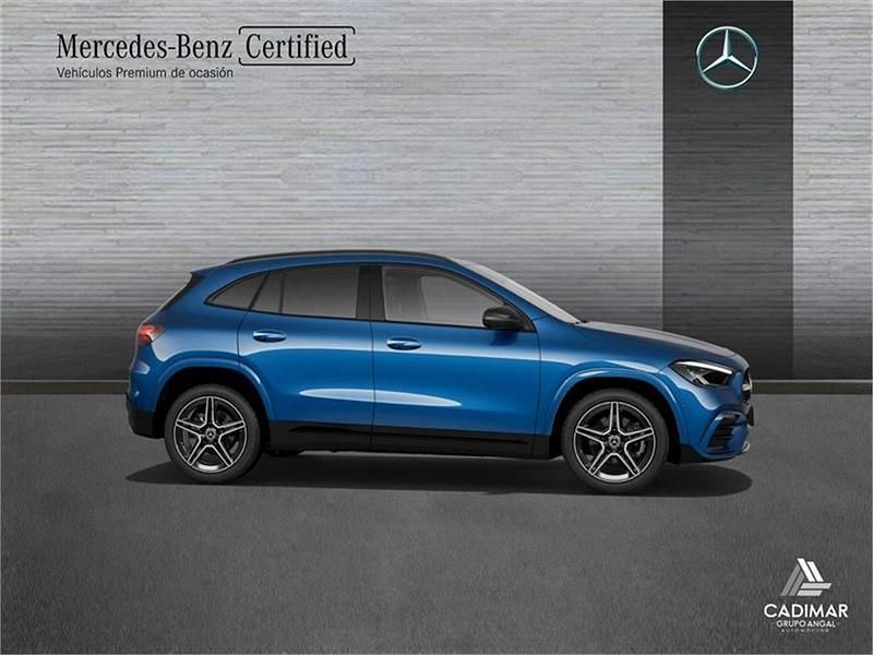 Usado Mercedes GLA200 AMG line 150 CV (110 kW) 2024 Gris SUV