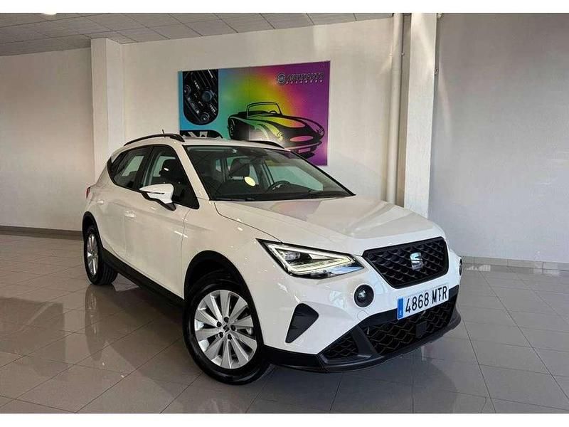 Usado Seat Arona Style 116 CV (85 kW) 2024 Blanco SUV