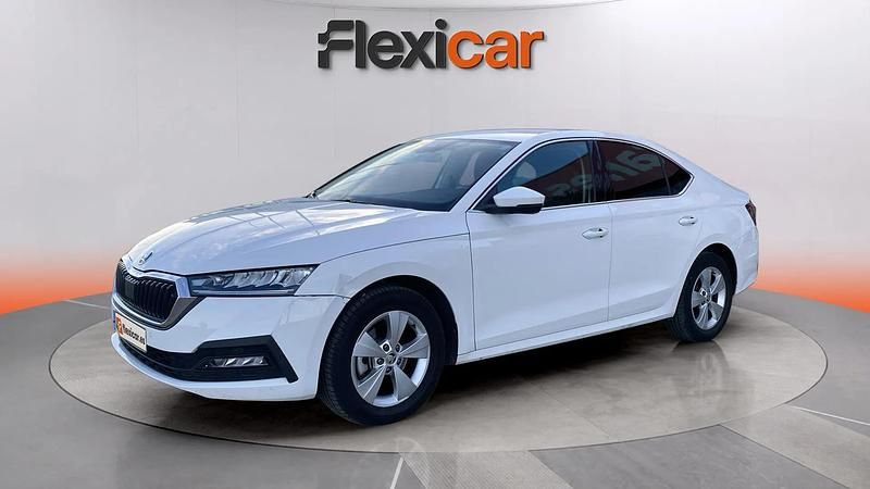 Usado Skoda Octavia Ambition 150 HP (110 kW) 2022 Branco Citadino