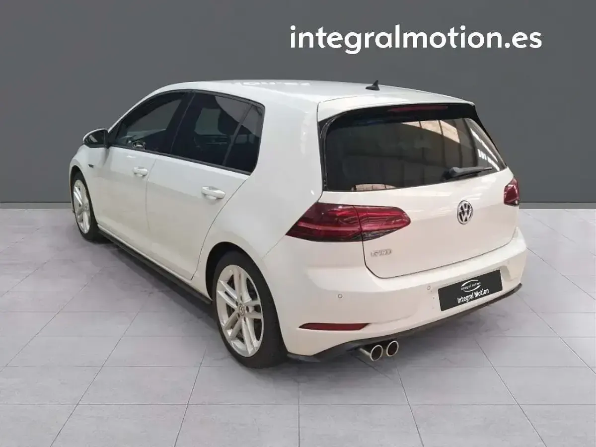 Używany VW Golf VII GTD 183 KM (134 kW) 2018 Biały