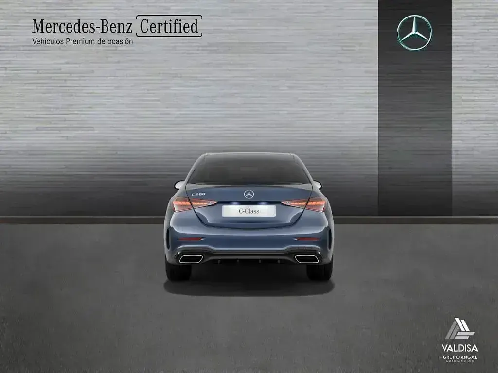 Usado Mercedes C200 AMG line 204 CV (150 kW) 2022 Azul Berlina