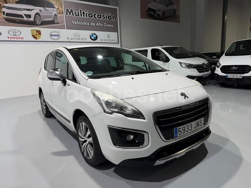 Usado Peugeot 3008 Allure 130 CV (95 kW) 2016 Blanco Berlina