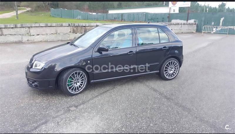 Usado Skoda Fabia RS 130 CV (95 kW) 2004 Negro Berlina