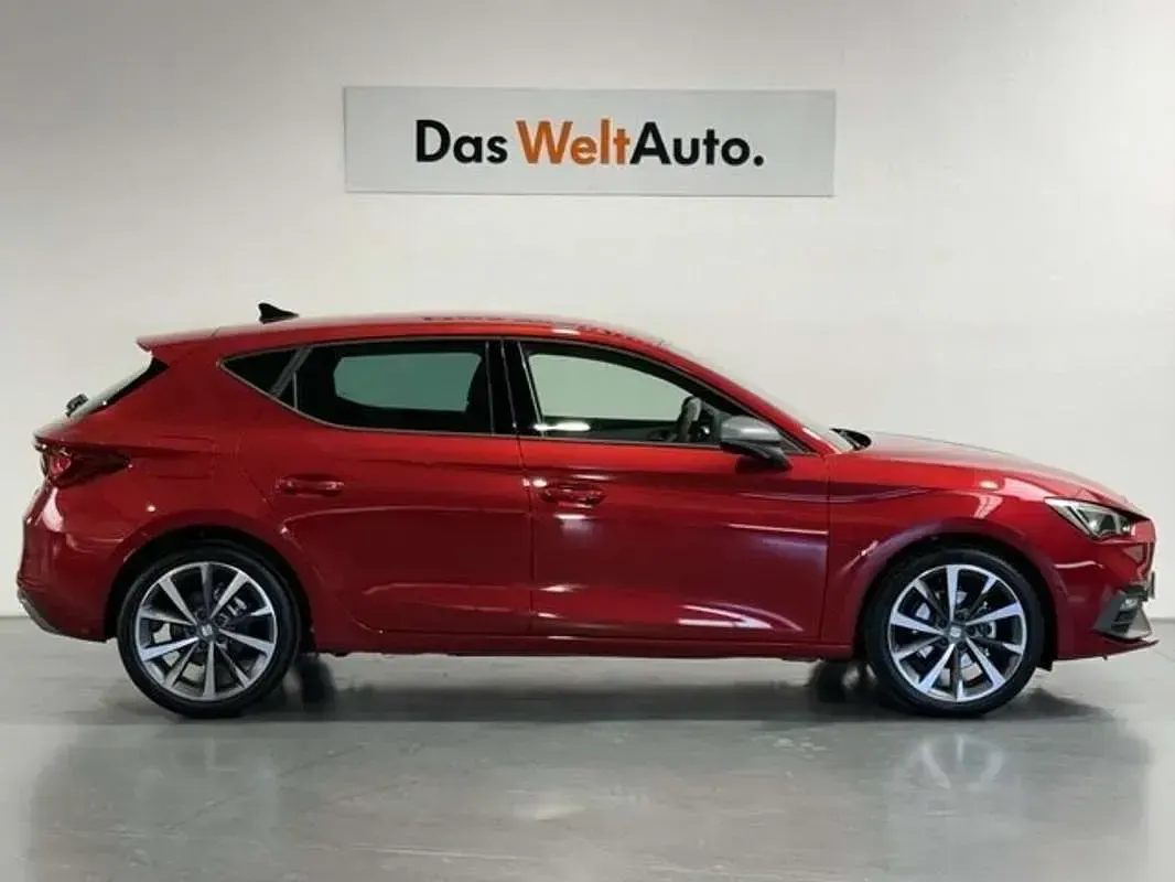 Nuevo Seat Leon FR 150 CV (110 kW) 2026 Rojo Utilitario
