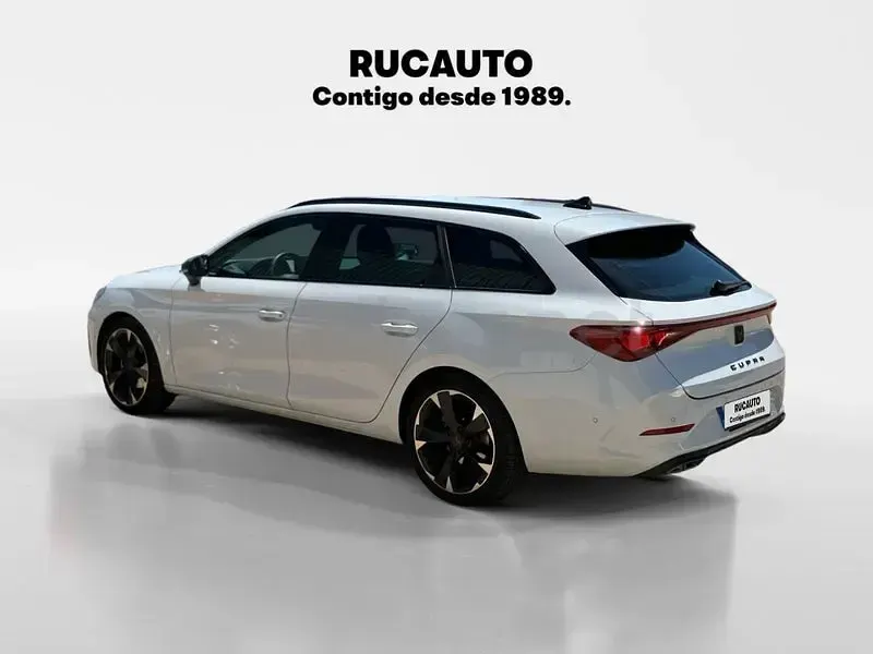 Usado Cupra Leon 150 CV (110 kW) 2024 Blanco Familiar