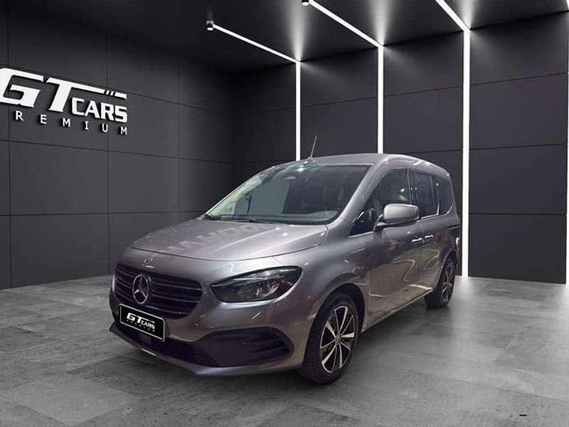 Usado Mercedes T160 102 CV (75 kW) 2023 Gris Monovolumen